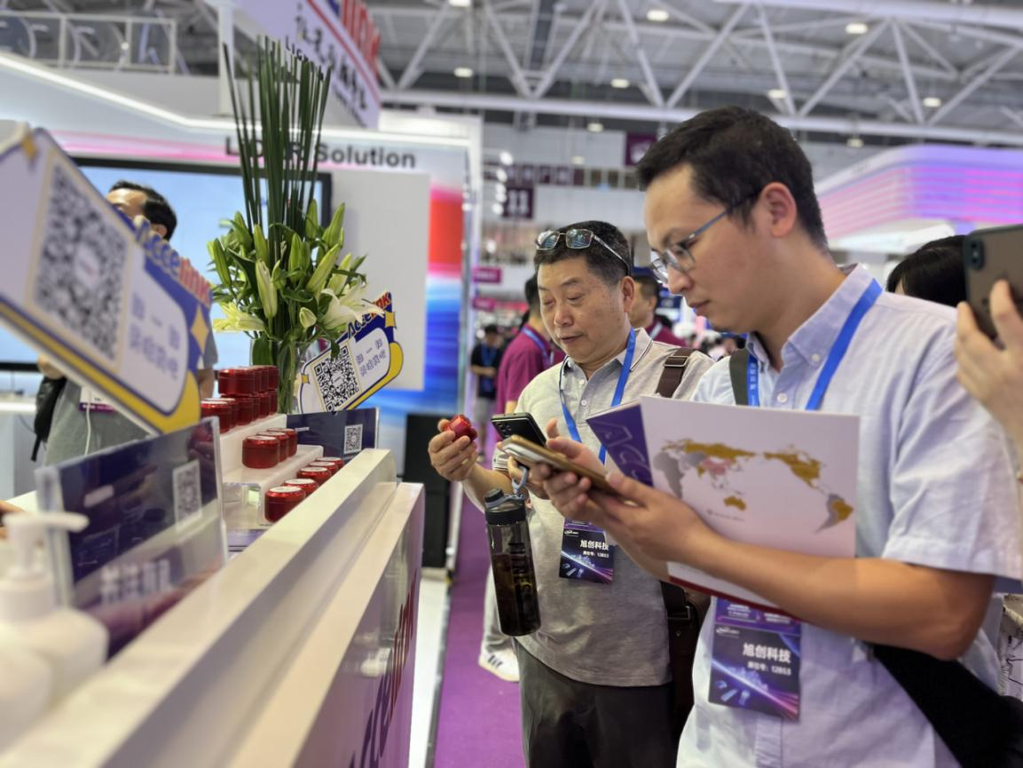 光迅科技开创光传输技术新,光传输技术发展图,光传输与光迅科技,光迅科技一,第1张