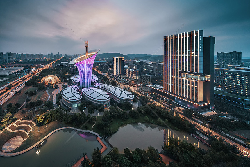 光谷光迅科技，引领光通信领域创新，助力中国科技崛起,第1张